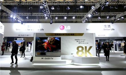 世界首臺8K OLED電視，LG Z9還原逼真世界