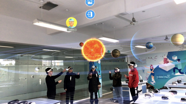 國內(nèi)首創(chuàng)！影創(chuàng)科技攜手建平中學(xué)打造K12混合現(xiàn)實(shí)全息教室