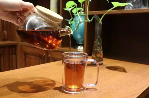 快節(jié)奏里，享受精致慢生活，從一杯醇粹糯米香普洱茶珍開始