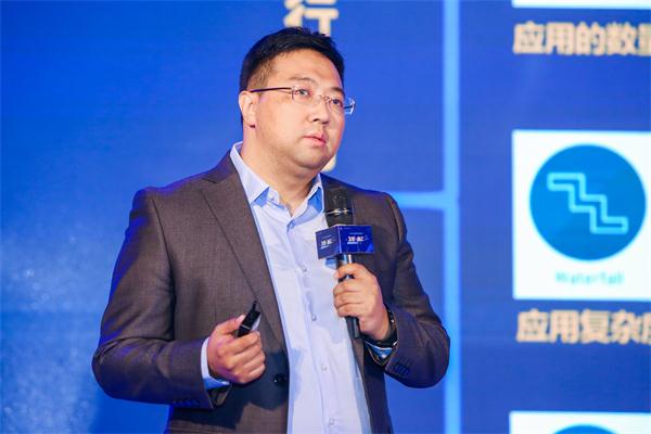 混合云向邊緣延伸！ZStack Mini超融合和ZStack CMP重磅發(fā)布！