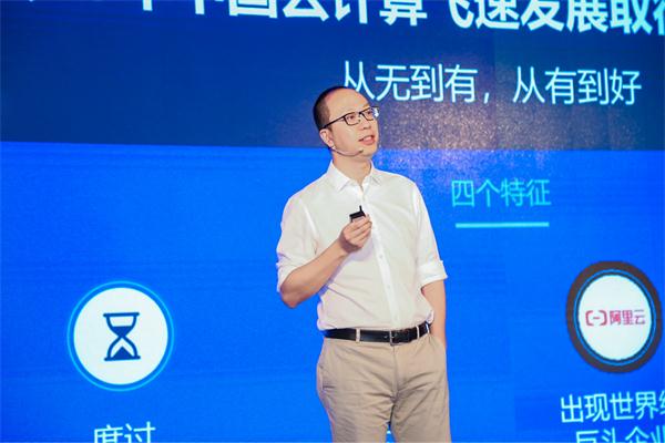 混合云向邊緣延伸！ZStack Mini超融合和ZStack CMP重磅發(fā)布！