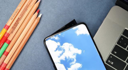 全面屏手機OPPO Reno正式發(fā)布：93.1%的屏占比顏值如何？