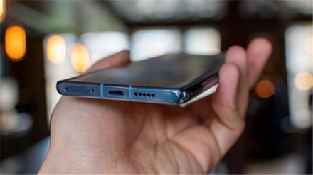 外媒Expert Reviews評測華為P30 Pro：一款功能強大的旗艦產(chǎn)品！