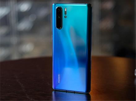 英國頂尖科技媒體Stuff測評華為P30 Pro，打出5星滿分！