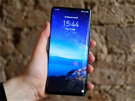 英國頂尖科技媒體Stuff測評華為P30 Pro，打出5星滿分！