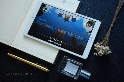 因?yàn)檫@個(gè)理由 職場(chǎng)人士愛(ài)上8英寸華為平板M5青春版