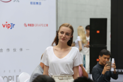vipJr聯手風速BuddyPhones，幫助孩子實現全面發(fā)展