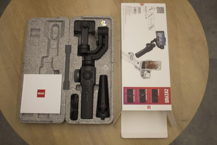 2019年熱門手機(jī)穩(wěn)定器大疆osmo mobile 2、百諾P1、智云smooth4專業(yè)測評