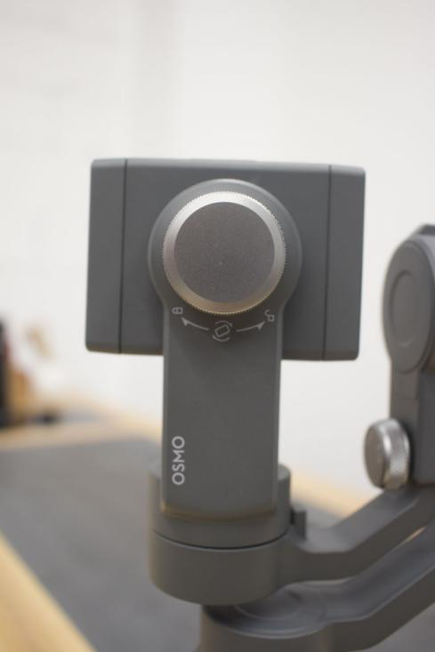 2019年熱門手機(jī)穩(wěn)定器大疆osmo mobile 2、百諾P1、智云smooth4專業(yè)測評