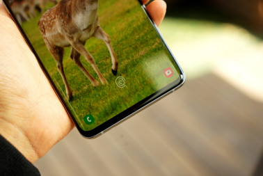 三星Galaxy S10和華為P30 屏下指紋解鎖技術的區(qū)別