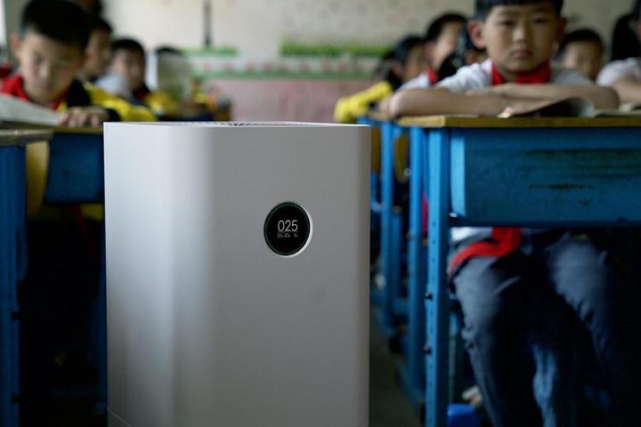智米向希望小學捐贈小米空氣凈化器/口罩 守衛(wèi)呼吸健康