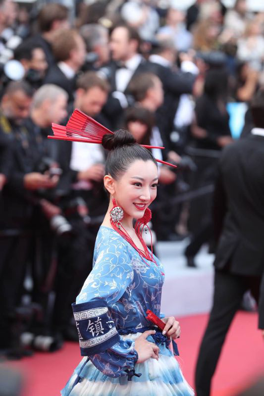 小仙女吳茉彤亮相戛納電影節(jié)，演繹中國風(fēng)