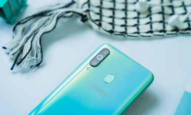 千元性價(jià)比之王，三星Galaxy A60元?dú)獍嬗泻瘟咙c(diǎn)？