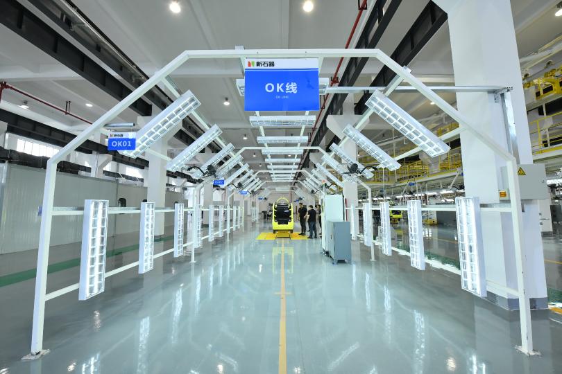 首座L4級(jí)無(wú)人車量產(chǎn)基地 新石器無(wú)人車工廠落戶常州