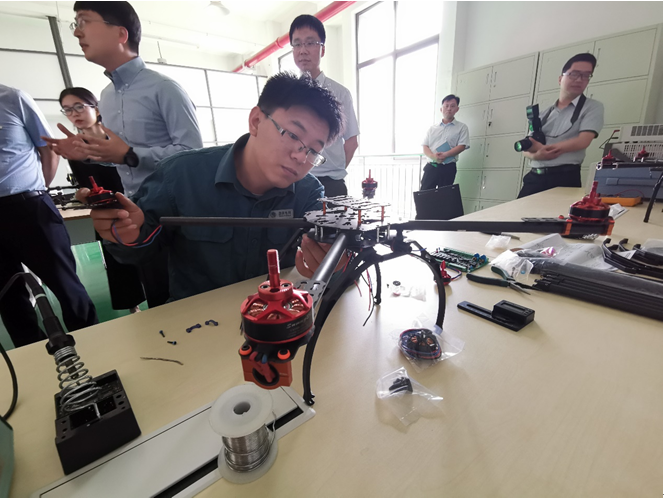 DJI 大疆行業(yè)應(yīng)用與國網(wǎng)山東電力攜手開啟電力行業(yè)無人機售后服務(wù)新局面