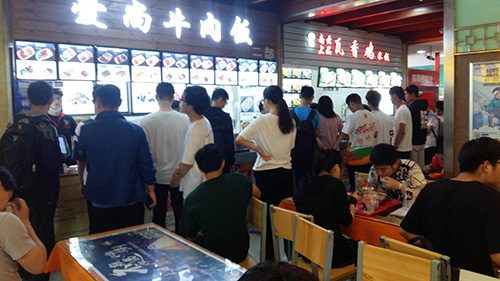 錢客多電子立牌助力大連理工大學升級智慧校園