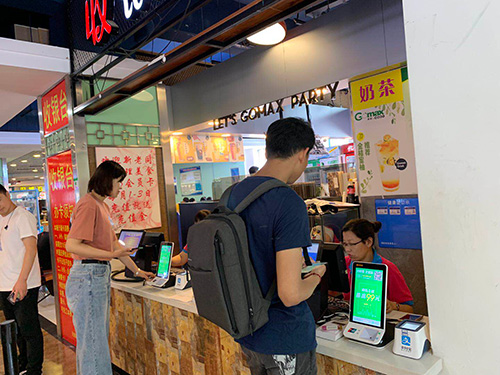 錢客多電子立牌助力大連理工大學升級智慧校園