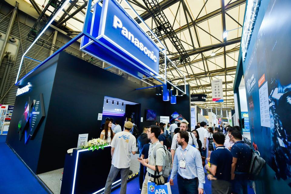 游樂世界，Panasonic投影解決方案強勢亮相2019 IAAPA