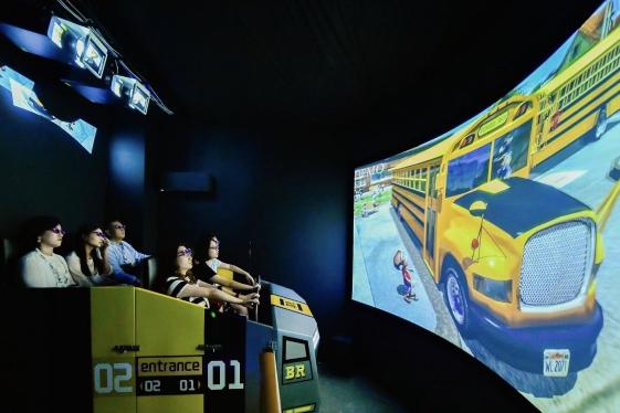 游樂世界，Panasonic投影解決方案強勢亮相2019 IAAPA