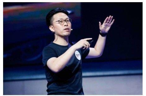 未來黑科技CEO徐俊峰：人類與無人駕駛之間，可以用“智能”HUD過渡