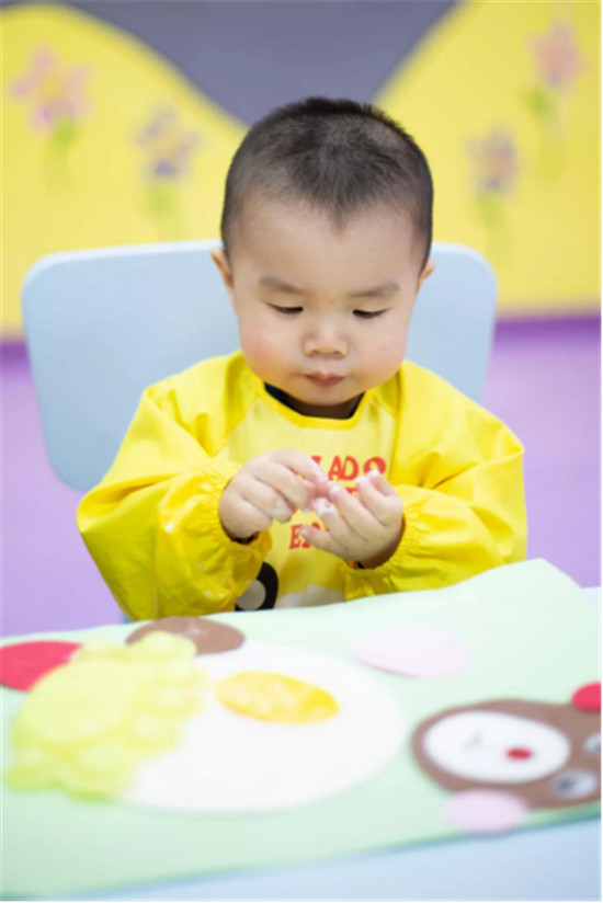 “三分鐘熱度”不是錯(cuò)，悅寶園教你6招培養(yǎng)寶寶專注力！