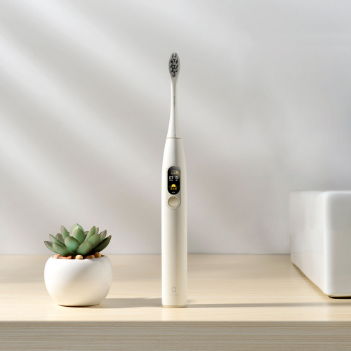 小米眾籌破1382萬！看Oclean X智能觸屏電動牙刷如何個護(hù)口腔奪冠