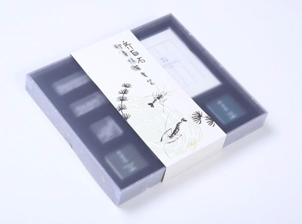 中國美術(shù)館推出全新文創(chuàng)衍生品，齊白石印章信箋禮盒摩點全網(wǎng)首發(fā)