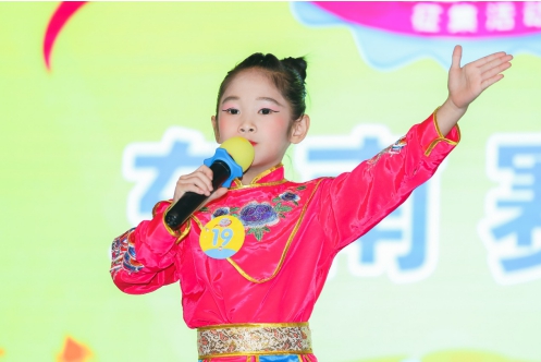 51Talk學(xué)員中華少年說(shuō)東南選區(qū)大放光彩?家長(zhǎng)：興趣+高頻學(xué)習(xí)是關(guān)鍵