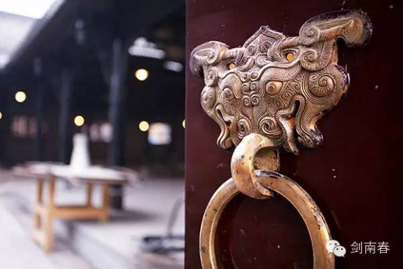 劍南春被稱為大唐國酒，原來是因?yàn)椤兜伦诒炯o(jì)》……