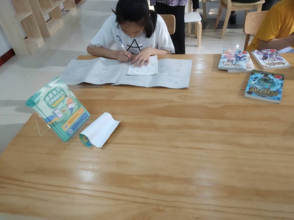 速回收攜手漁書 倡導資源循環(huán)低碳生活