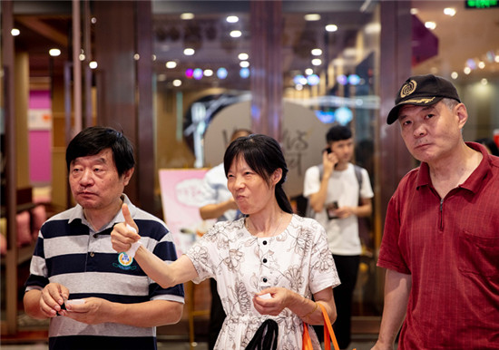 網(wǎng)易味央與杭州聯(lián)華華商集團(tuán)達(dá)成戰(zhàn)略合作 黑豬肉已入駐杭州10家門(mén)店