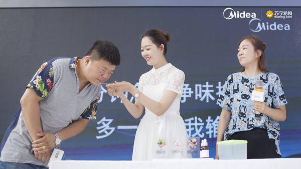 權(quán)威媒體上臺“來戰(zhàn)”！美的冰箱19分鐘凈味挑戰(zhàn)登陸沈陽蘇寧