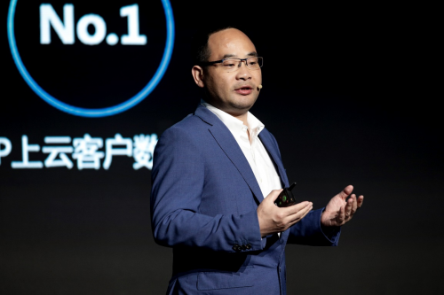 華為云業(yè)務(wù)鄭葉來：規(guī)?？蛻魯?shù)漲33倍，全棧技術(shù)打造業(yè)界領(lǐng)先云服務(wù)