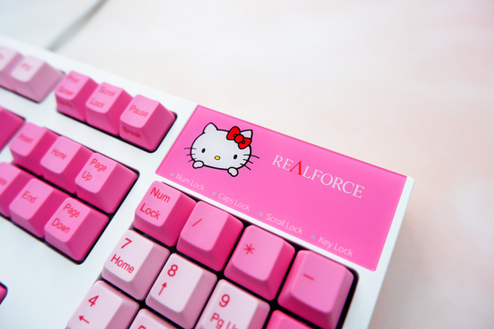 REALFORCE HELLO KITTY限量版鍵盤，ChinaJoy首亮相
