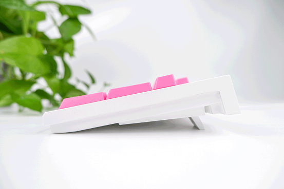 REALFORCE HELLO KITTY限量版鍵盤，ChinaJoy首亮相