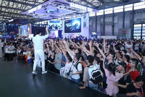 頭號(hào)玩咖首度參展ChinaJoy，5G開(kāi)啟大空間VR時(shí)代