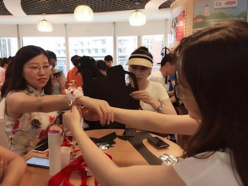 華爾街英語Prom Night Party：讓學員“重返”學生時代
