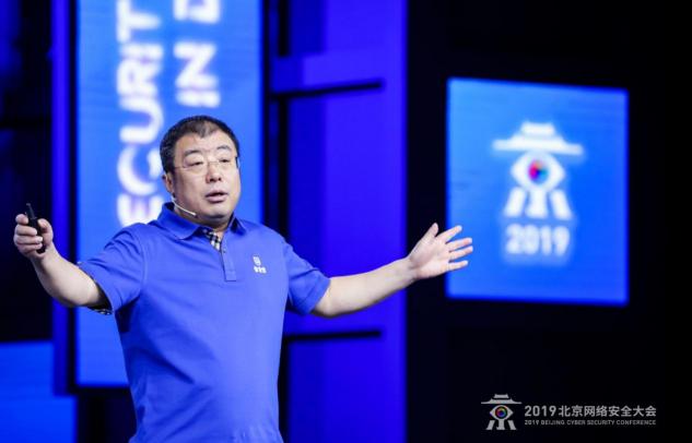 齊向東談網(wǎng)絡(luò)戰(zhàn)：不經(jīng)過(guò)錘煉不可能成為強(qiáng)軍
