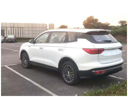 又一國產(chǎn)新車濰柴汽車U70曝光，空間叫板途觀L！或?qū)⒊蔀楸睿?/></p><p>從以往的試乘經(jīng)驗(yàn)來講，軸距達(dá)到2800 mm的車型，一般后排的空間感非常明顯，身高180cm的大高個(gè)坐在第二排還會留出2拳多的腿部空間。從曝光諜照可以看出，濰柴汽車U70的后排空間表現(xiàn)也同樣出色。目測身高180cm乘坐毫無壓力，而如此出色的空間表現(xiàn)自然離不開長軸距立下的汗馬功勞。</p><p align=