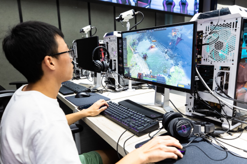 DOTA2 TI9粉絲齊聚，AGON愛攻綻放光彩！