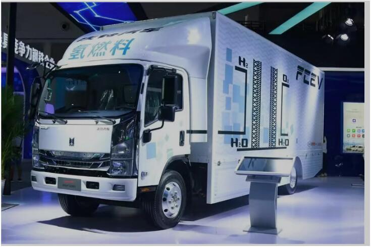 “零排放”卡車搶鏡，七鑫易維眼神軌跡監(jiān)測(cè)疲勞駕駛