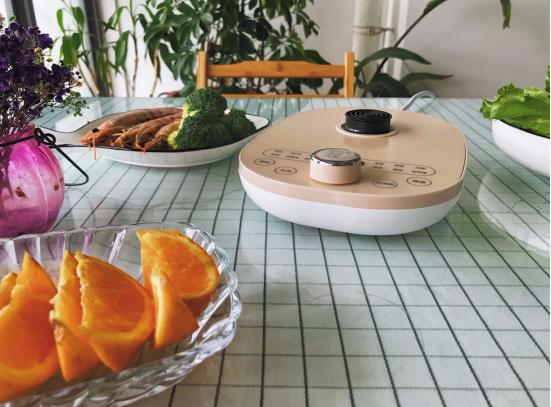 在家不開火也能涮火鍋？鳴盞涮涮養(yǎng)生壺開啟輕養(yǎng)生活