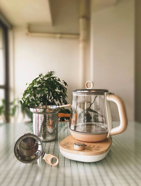 在家不開火也能涮火鍋？鳴盞涮涮養(yǎng)生壺開啟輕養(yǎng)生活