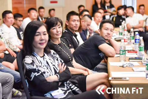 論壇“非常時期·逆境突圍”西安告捷，光豬圈健身助行業(yè)逆境盈利