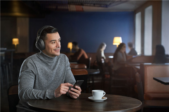 身為商務(wù)人士的你，還沒有Jabra Elite 85h?