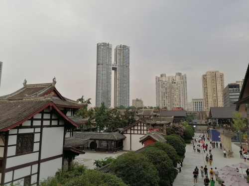 何剛：傳承千萬(wàn)銷(xiāo)量基因 華為暢享10 Plus西安發(fā)布