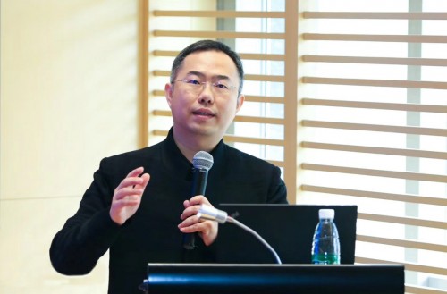 廣聯達劉剛受邀出席“中國建筑企業(yè)高峰論壇”并發(fā)表演講