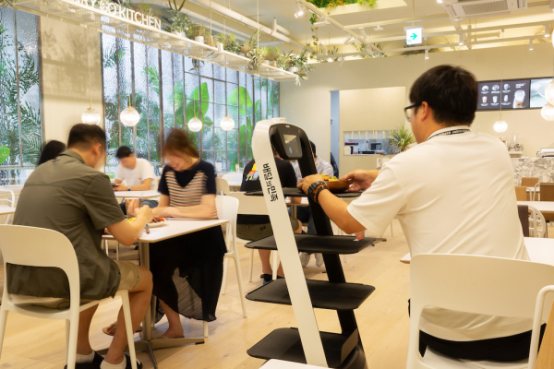 布局全國，走向世界，送餐機器人給餐飲行業(yè)帶來多大改變？
