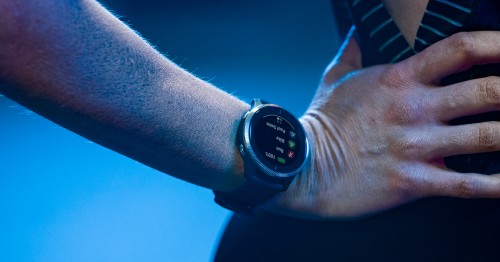 剁手不走彎路！Garmin全新系列active和venu對(duì)比解析！