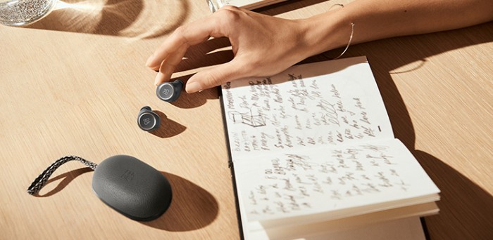 只知道一個AirPods？最好用的各類真無線耳機(jī)盤點